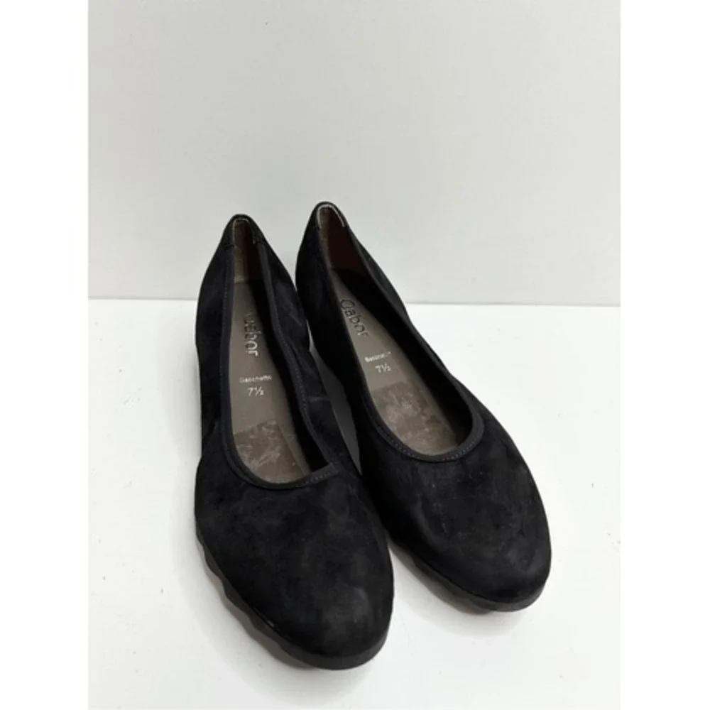 Gabor Sacchetto Black Suede Wedge Pumps Round Toe Scalloped‎ Sole Shoes 9.5